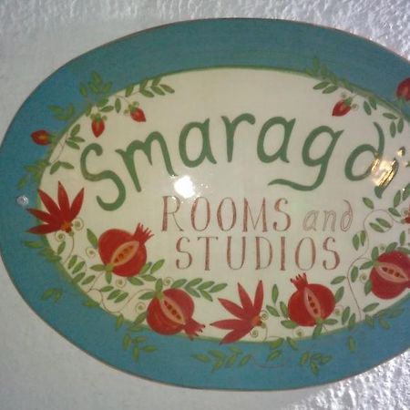 Smaragdi Rooms And Studios Skopelos Town Exterior foto