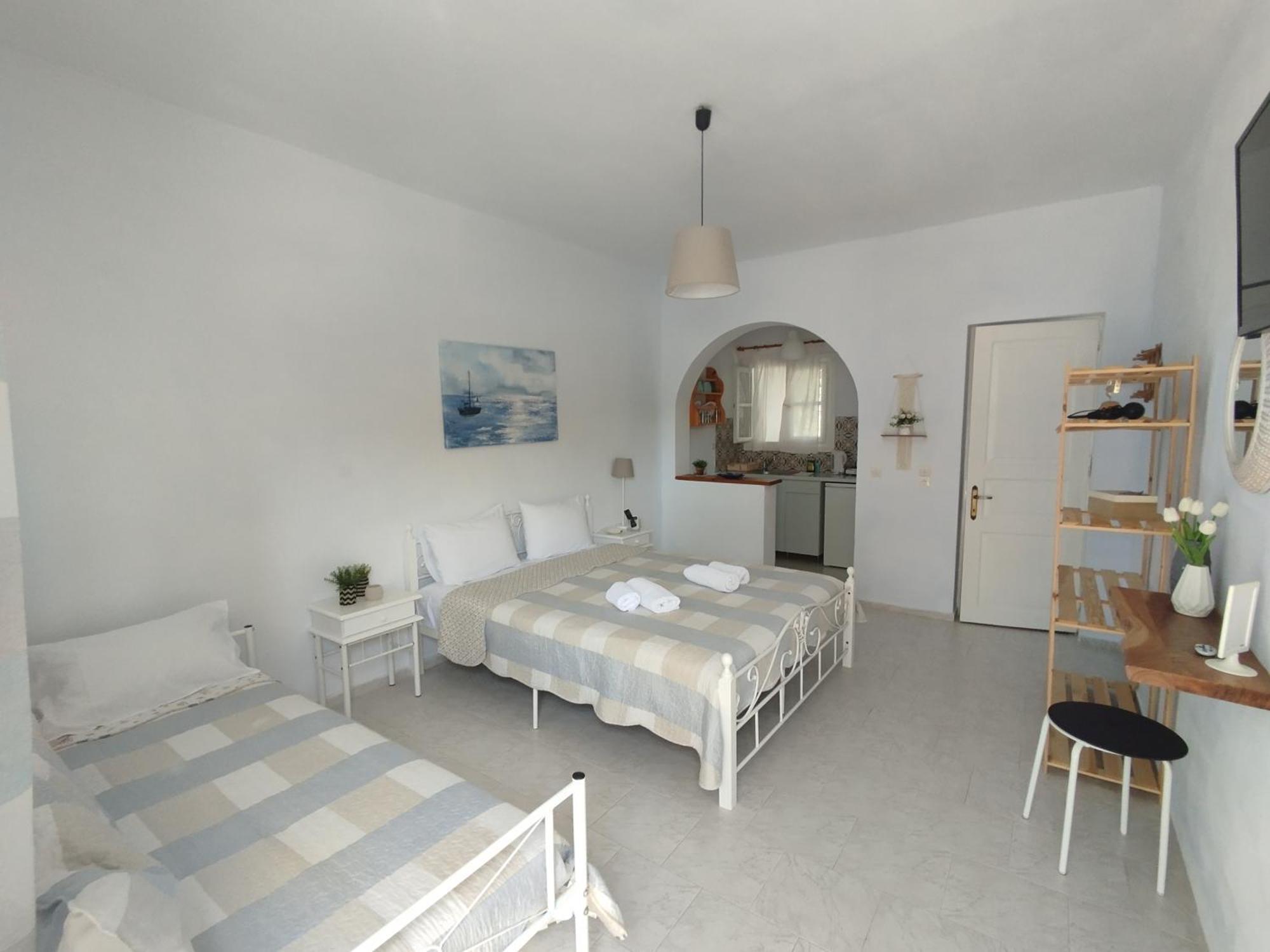 Smaragdi Rooms And Studios Skopelos Town Quarto foto